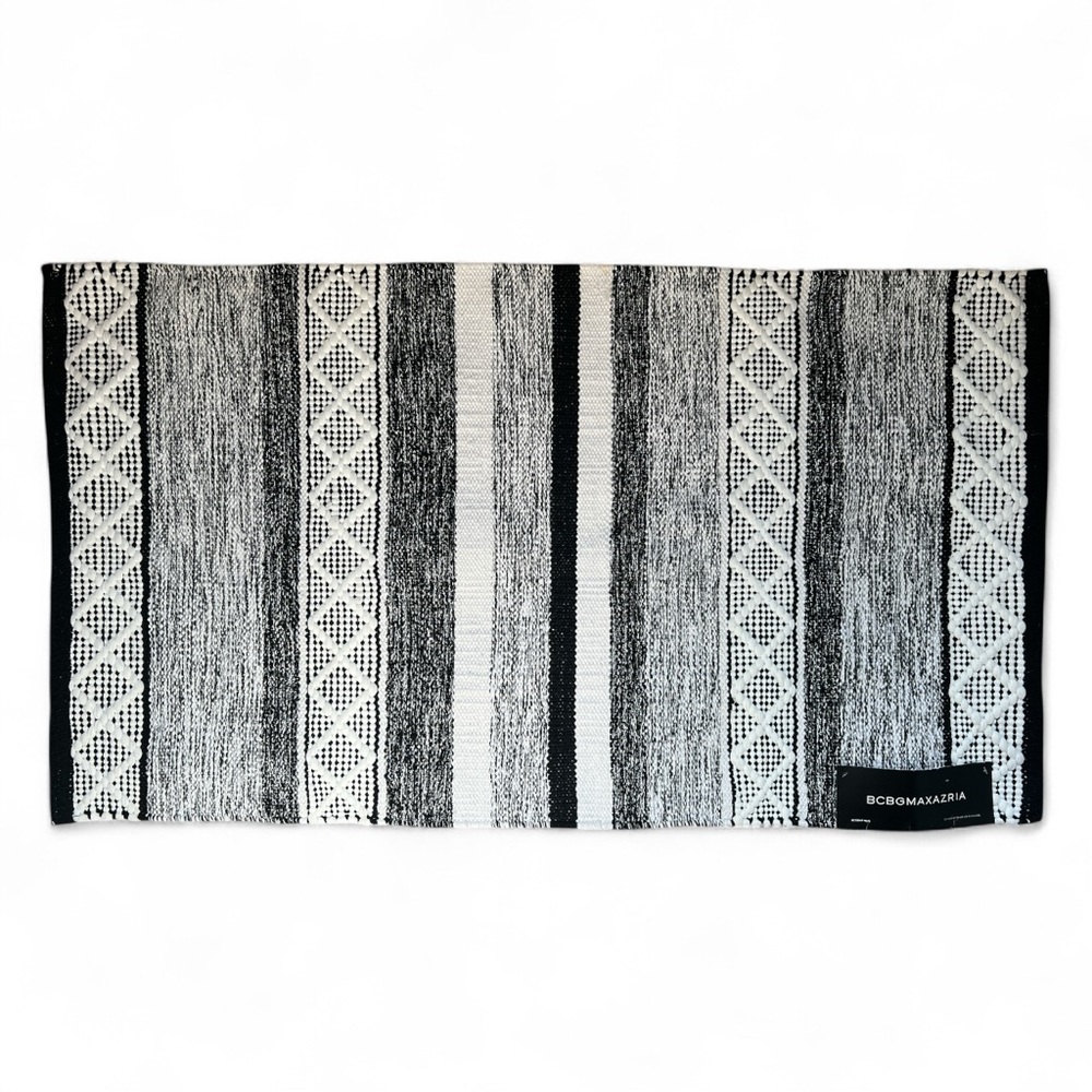 BCBGMaxAzria Home Black White Silver Shimmer Door Mat Rug Textured Woven